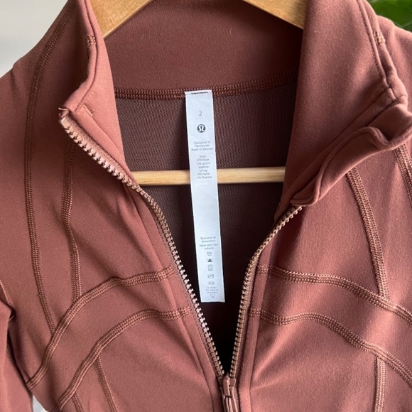 Lululemon Zip Up - Picture 2 of 3